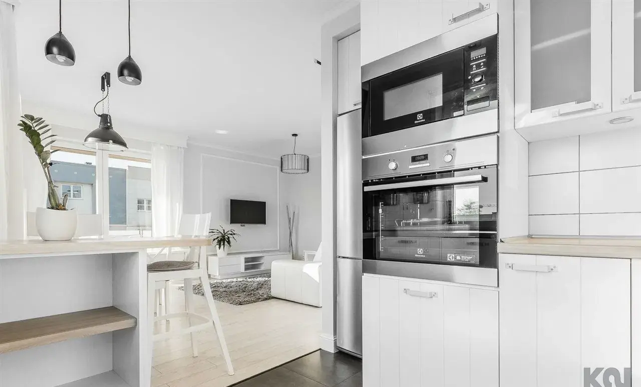 Przestronny apartament z garażem na Janowie - zdjęcie 7