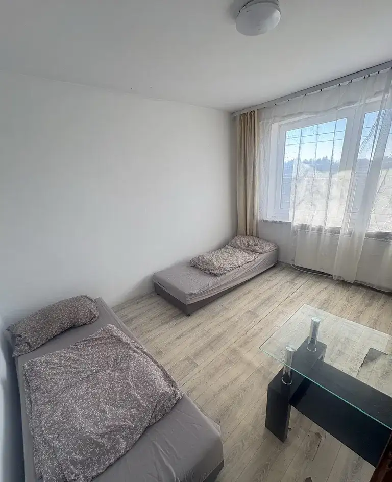 dom hostel całość na wynajem - zdjęcie 2