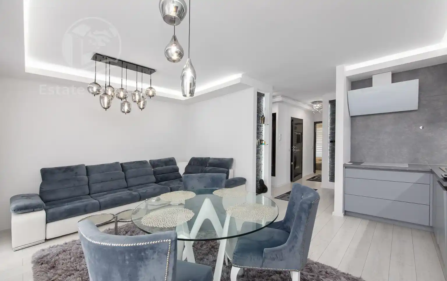 Apartament w ATAL Towers | 3 pokoje | 2 łazienki | garaż - zdjęcie 2