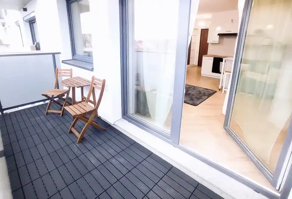 Komfortowa kawalerka | Balkon | Widok | Garaż | Chociebuska, Nowy Dwór - zdjęcie 9