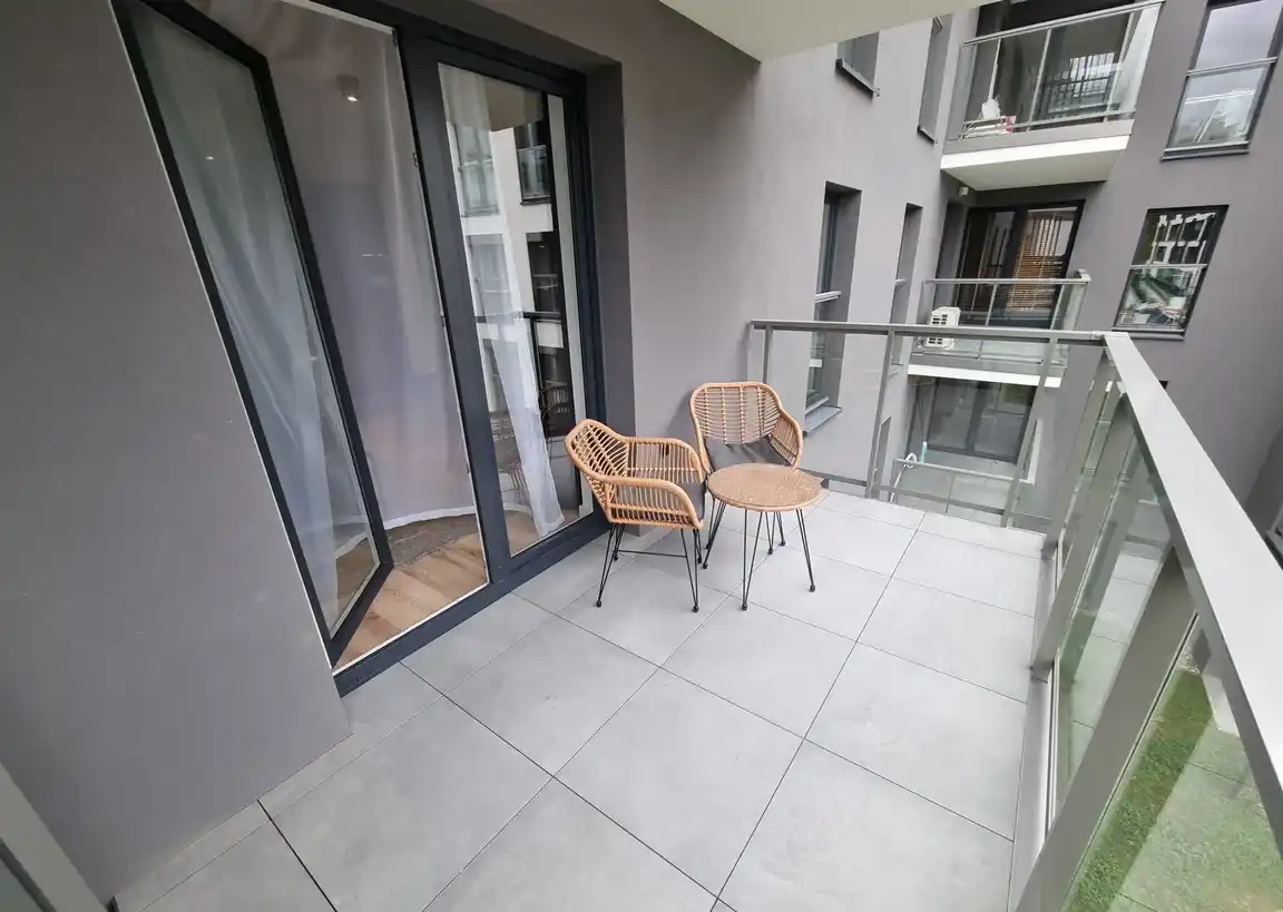 os.Karolinki z parkingiem, 3 pokoje (56m2 + balkon) - zdjęcie 9