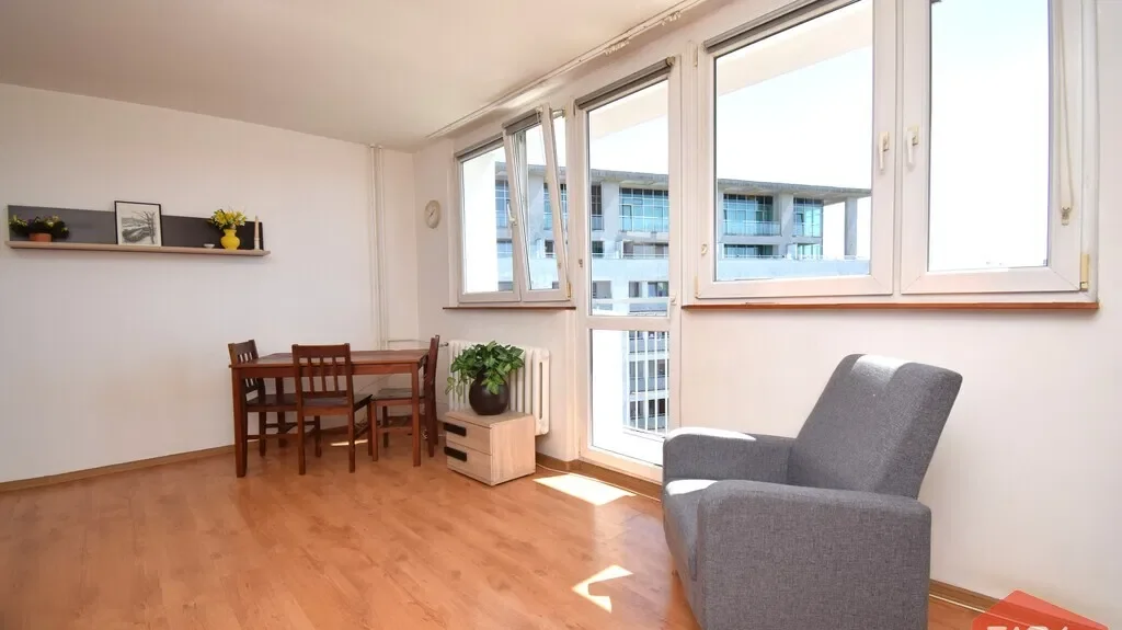 30 m2, ładna kawalerka z balkonem, Jeżyce - zdjęcie 2