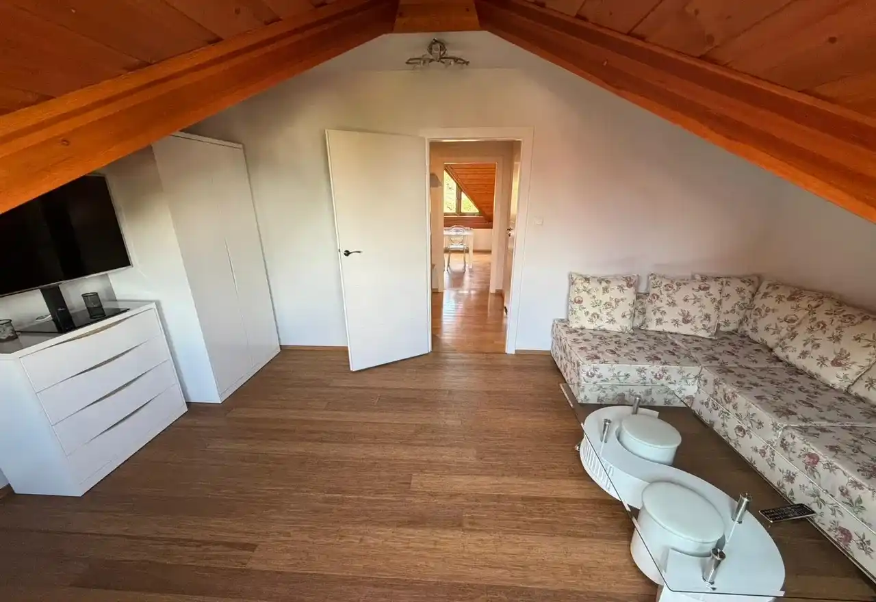 Komfortowe mieszkanie 52 m² z 2 miejscami parkingowymi - zdjęcie 9