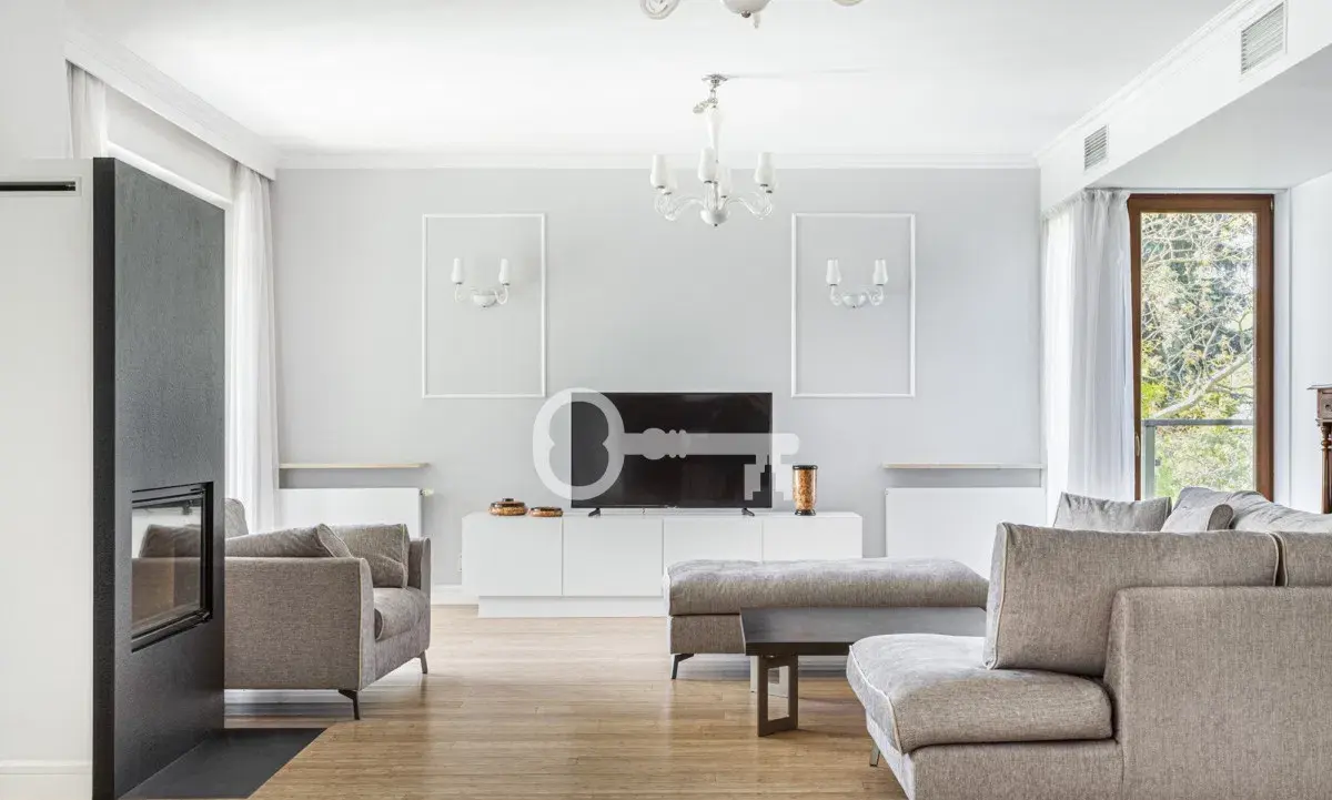 Luksusowy apartament z windą i tarasem