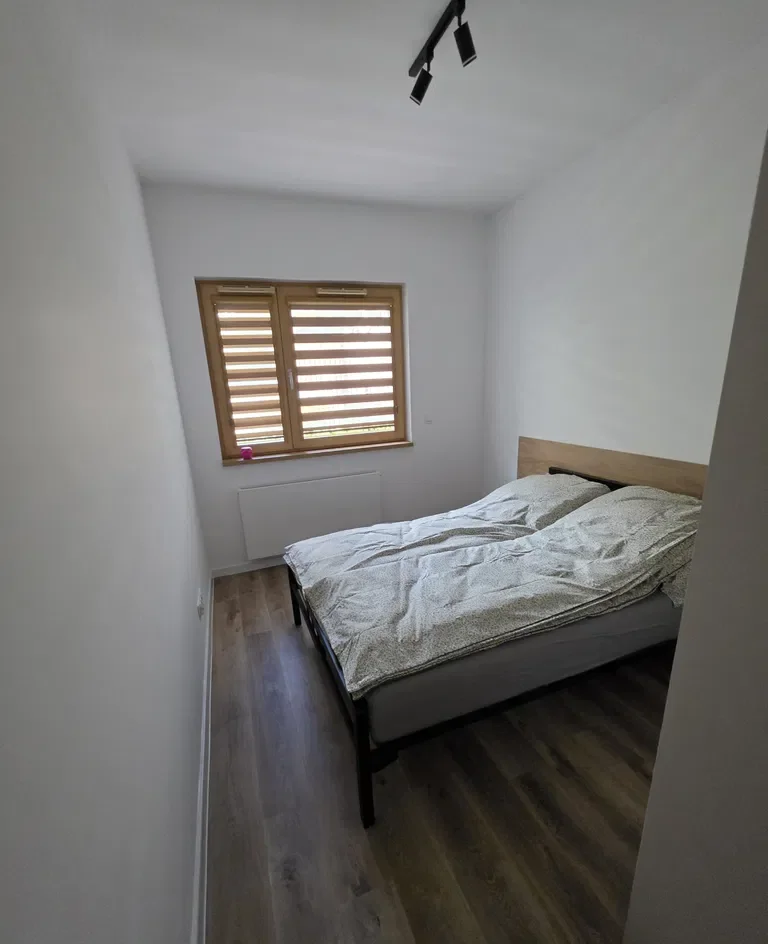 Stylowe mieszkanie na wynajem z balkonem - zdjęcie 4