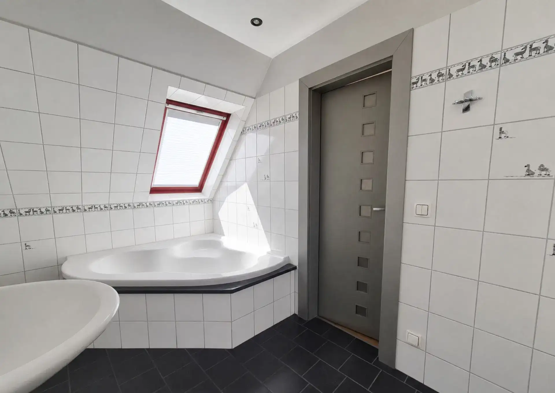 ·  Przestronne 2-poziomowe mieszkanie 111 m² z garażem . - zdjęcie 9