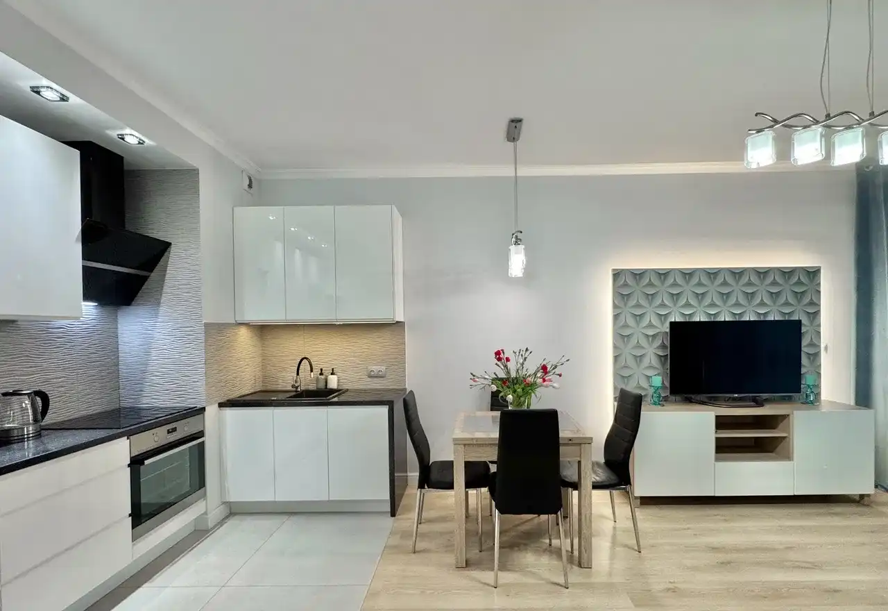 Elegancki apartament, osiedle LAKE PARK UL. PIESKOWA SKAŁA - zdjęcie 4