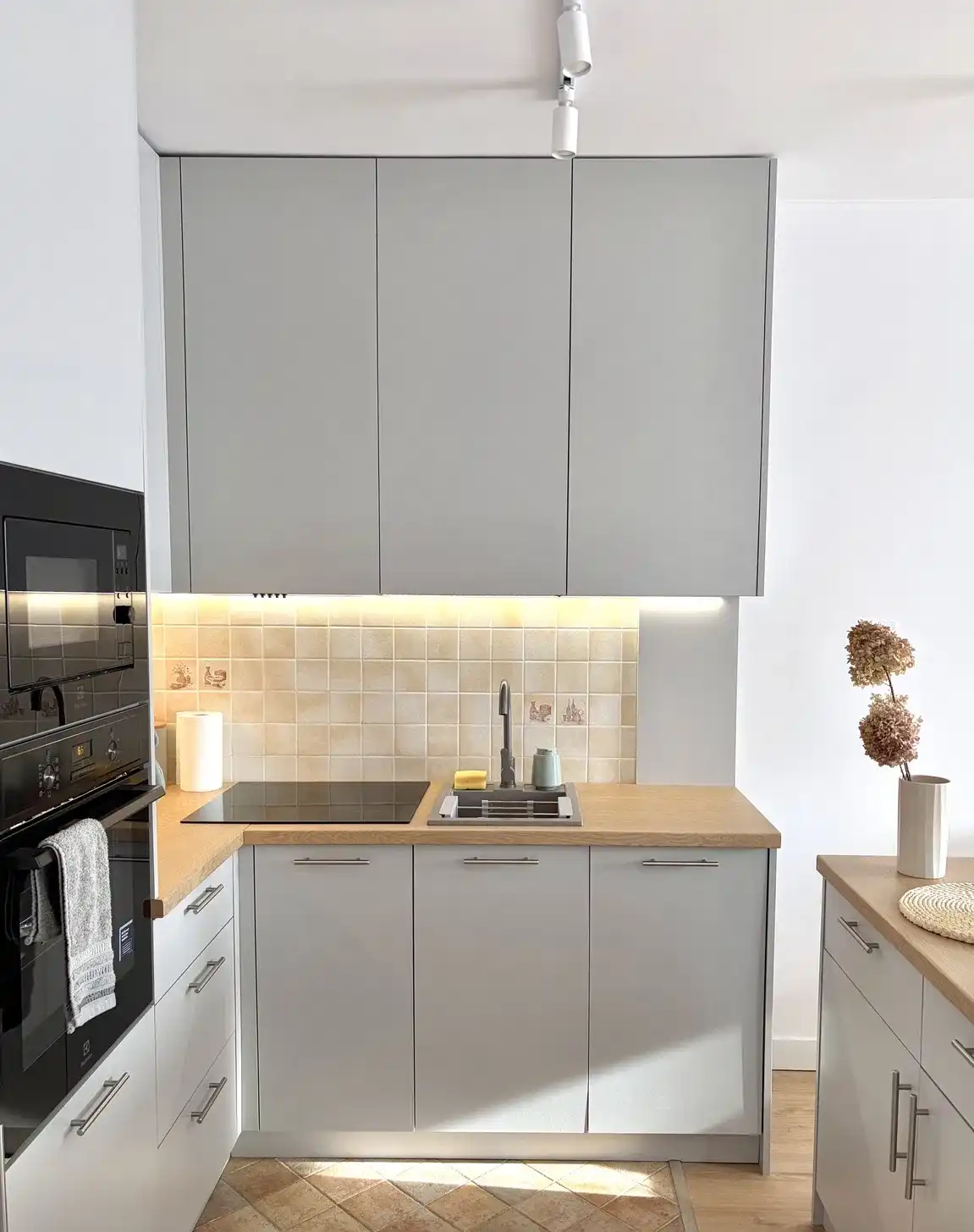 2 pokoje | GARAŻ | Park nad Balatonem | 20 min Centrum | 11 piętro - zdjęcie 9