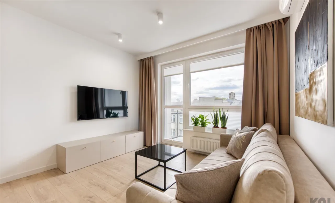 Atrakcyjny 3-pokojowy apartament na Księżym Młyni - zdjęcie 3