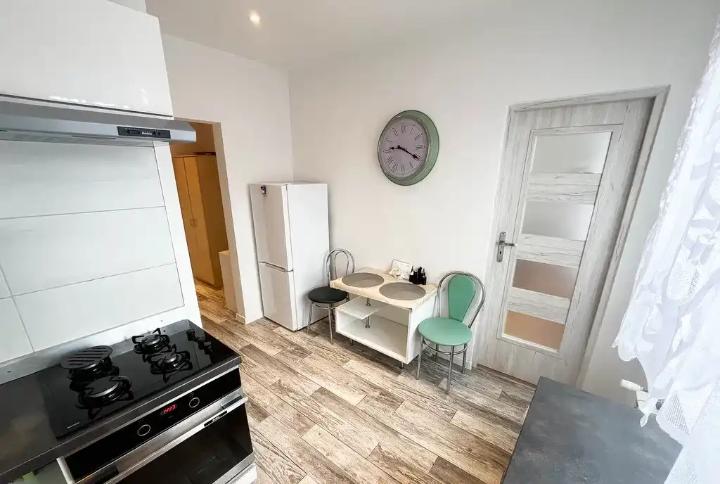 Do wynajęcia mieszkanie 2 pokoje, 2 piętro - zdjęcie 9