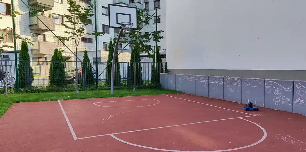 Pokój 1-os. 11 m² | TV (VOD), klimatyzacja, duża szafa | od 1 czerwca - zdjęcie 5
