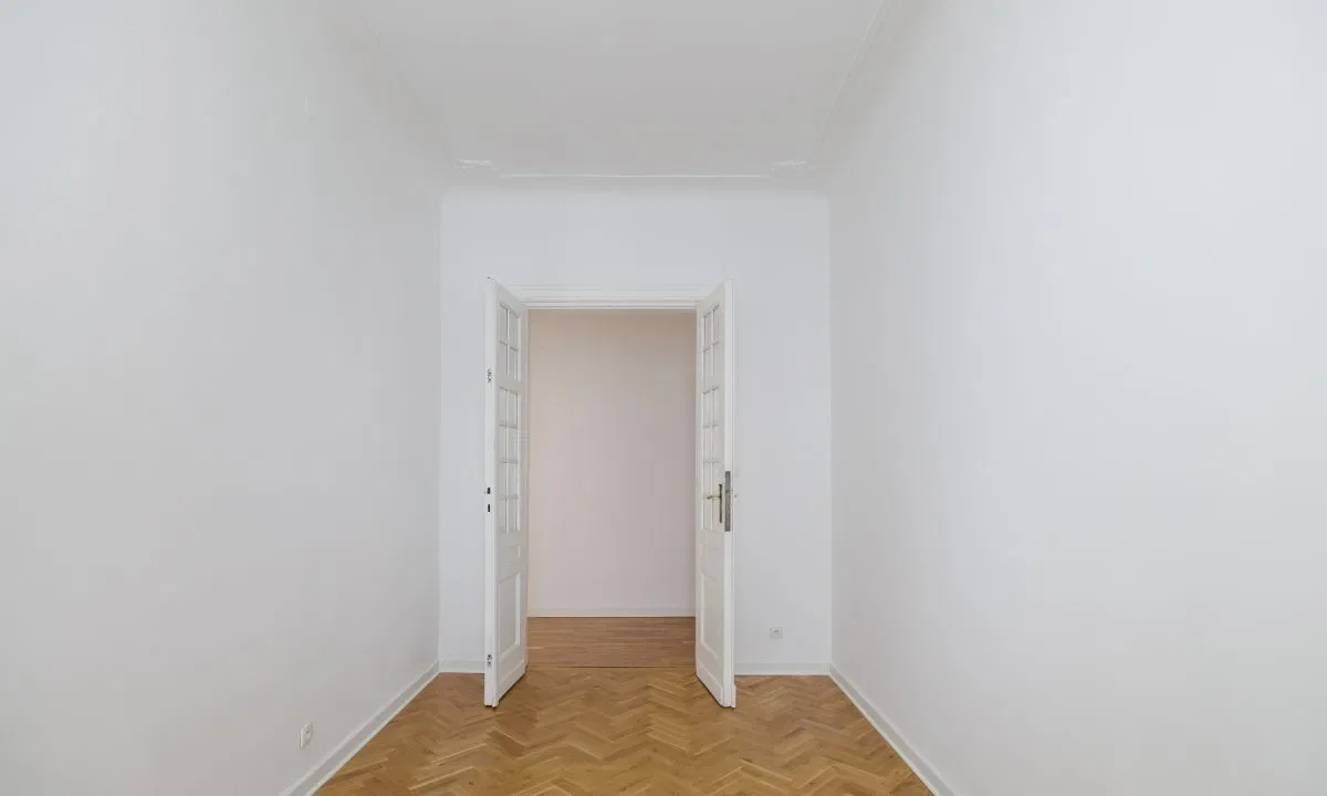 3 pokoje w przedwojennej kamienicy przy Bagatela - zdjęcie 9