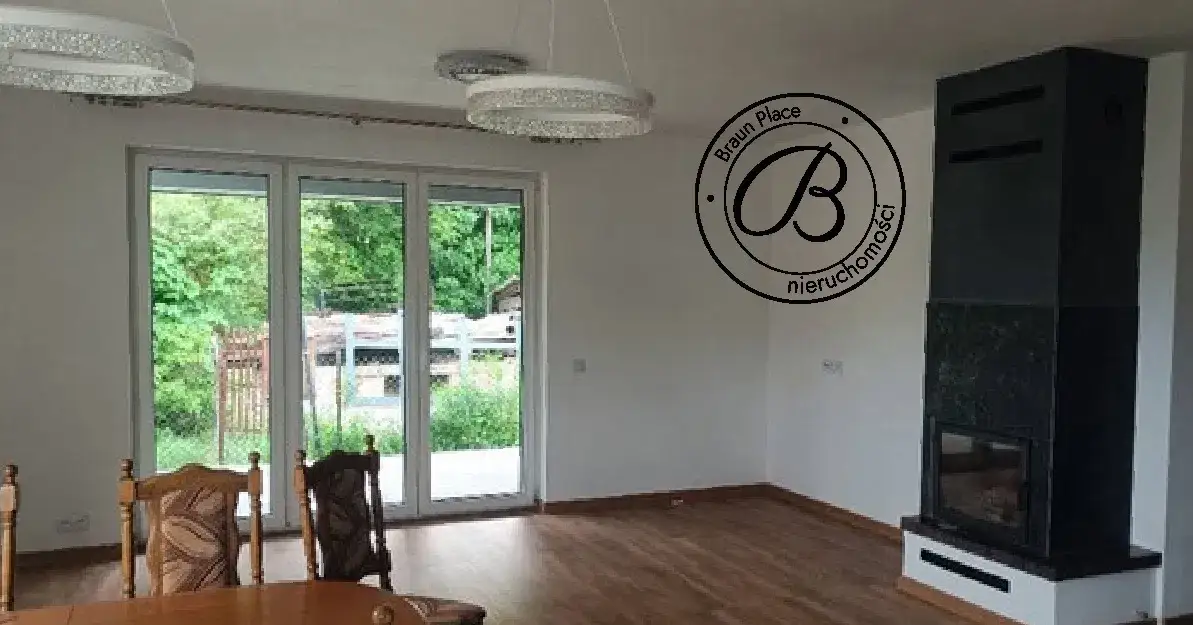 CHOTOMÓW, UL. AKACJOWA – KOMFORTOWY DOM PARTEROWY 110 M² Z TARASEM