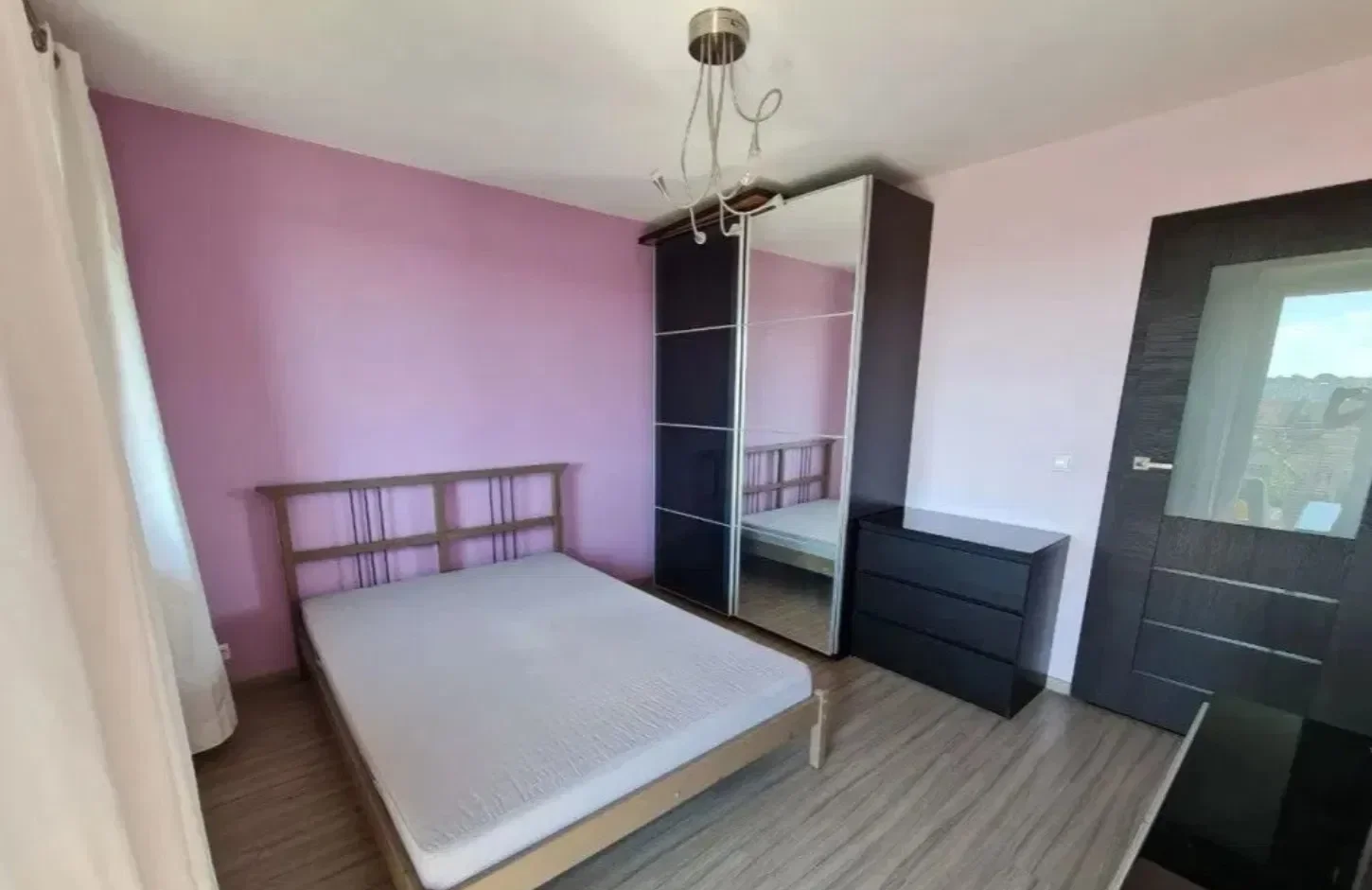 Mieszkanie z miejscem postojowym 2 pok. 43mkw. - bez pośredników - zdjęcie 4