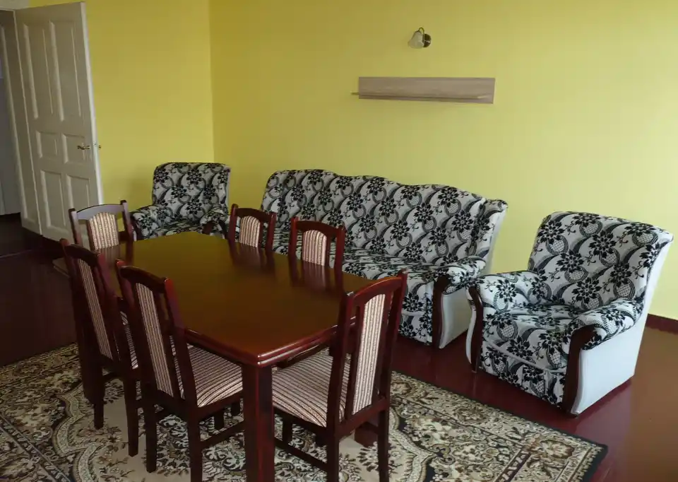 Przestronne, wygodne mieszkanie z balkonem. Szamotuły, centrum. - zdjęcie 2