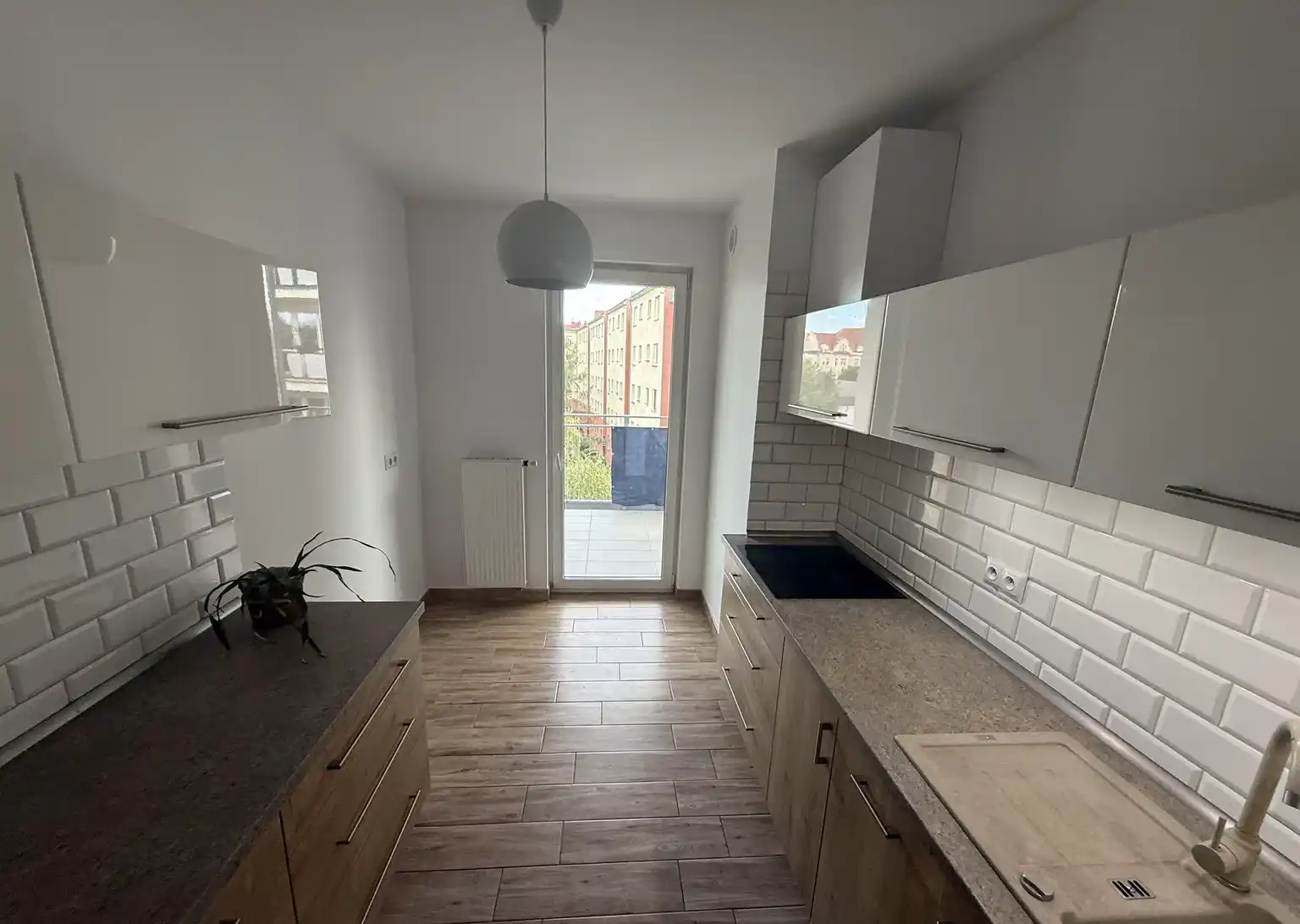 Apartament z dużym tarasem , pokoje niezależne Jackowskiego 47 - zdjęcie 8