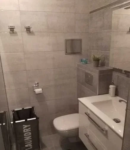 Pokój 2 osobowy z dużym balkonem Apartamentowiec Nowy Gaj - zdjęcie 4