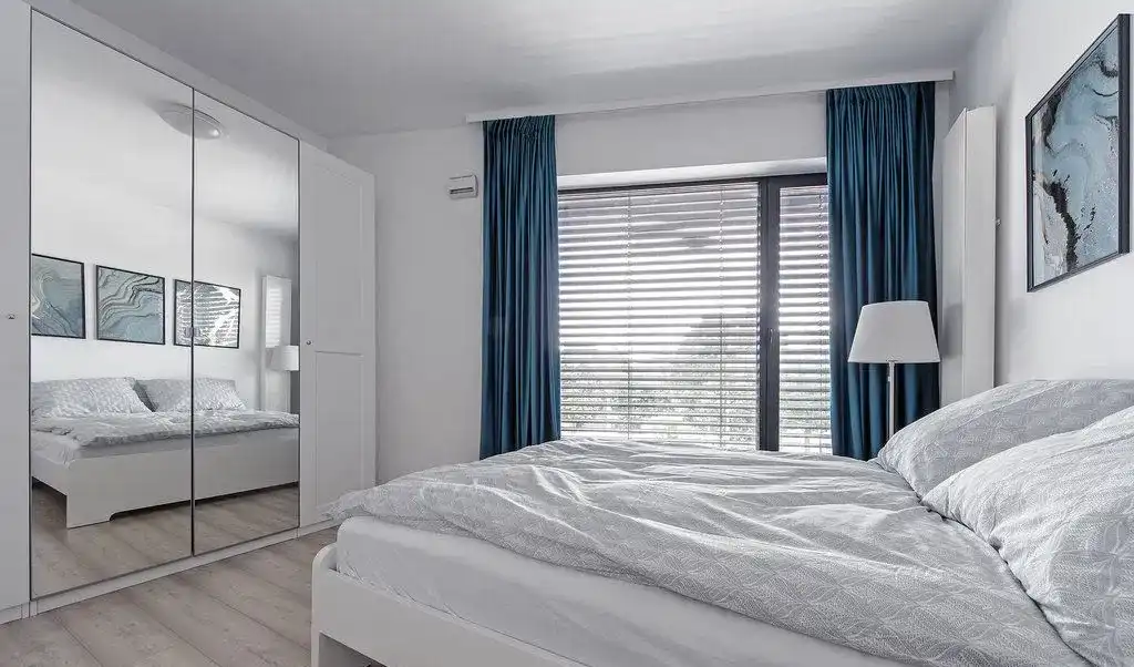 Prestiż w Sercu Poznania Klimatyzowany Apartament - zdjęcie 10