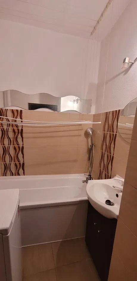 Mieszkanie 2 pokoje, balkon, piwnica - Marynarska, Łódź - zdjęcie 10