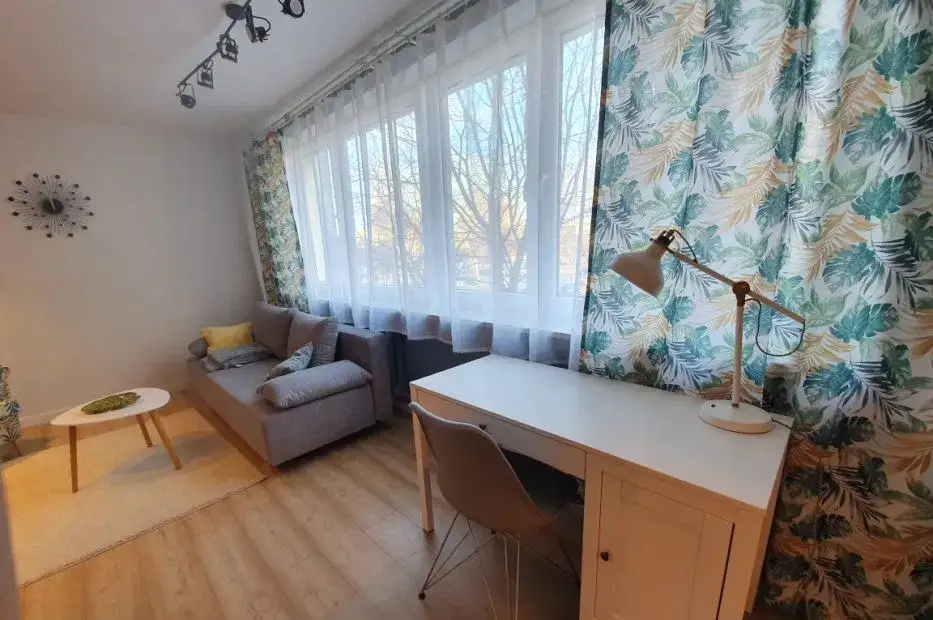 Wynajmę wyjątkowo zadbaną kawalerkę, ok.35m2,Warszawa ul Dąbrowskiej 5 - zdjęcie 4