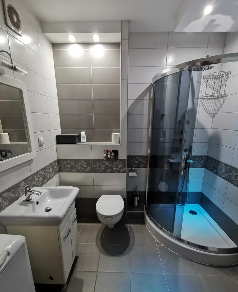 PRUDNICKA | 54 m2 | 2 pokoje + osobna kuchnia | garaż | od 01/08 - zdjęcie 8