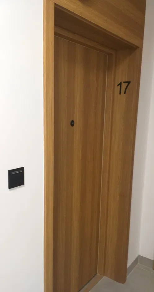 Przestronne mieszkanie z balkonem i garażem, do zamieszkania - zdjęcie 6