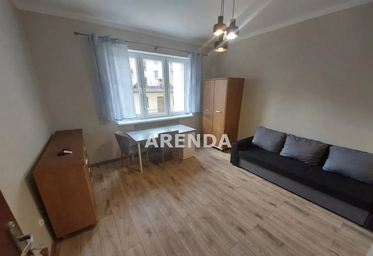 Trzy osobne pokoje , oddzialna kuchnia - zdjęcie 10