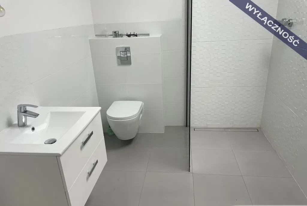 Piękny, nowy dom z ogródkiem 7 pokoi, garaż, klima - zdjęcie 8