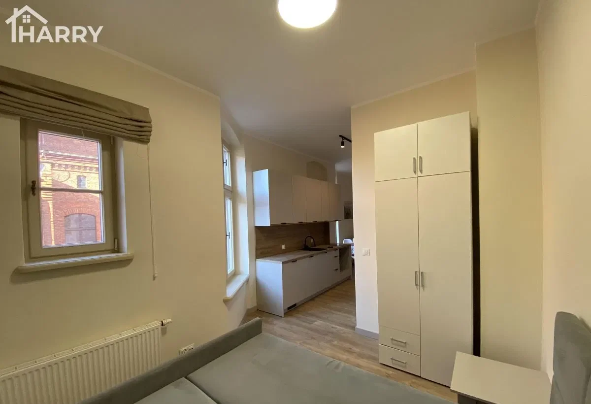 Apartament w samym centrum Torunia na Placu Świętej Katarzyny - zdjęcie 5