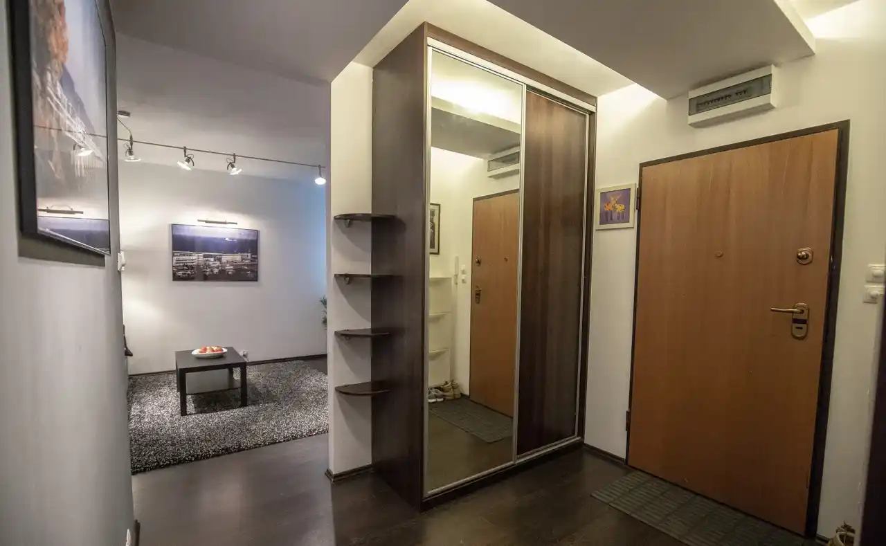 Mieszkanie 2-pokojowe z balkonem i garażem w hali podziemnej w Gdyni - zdjęcie 10