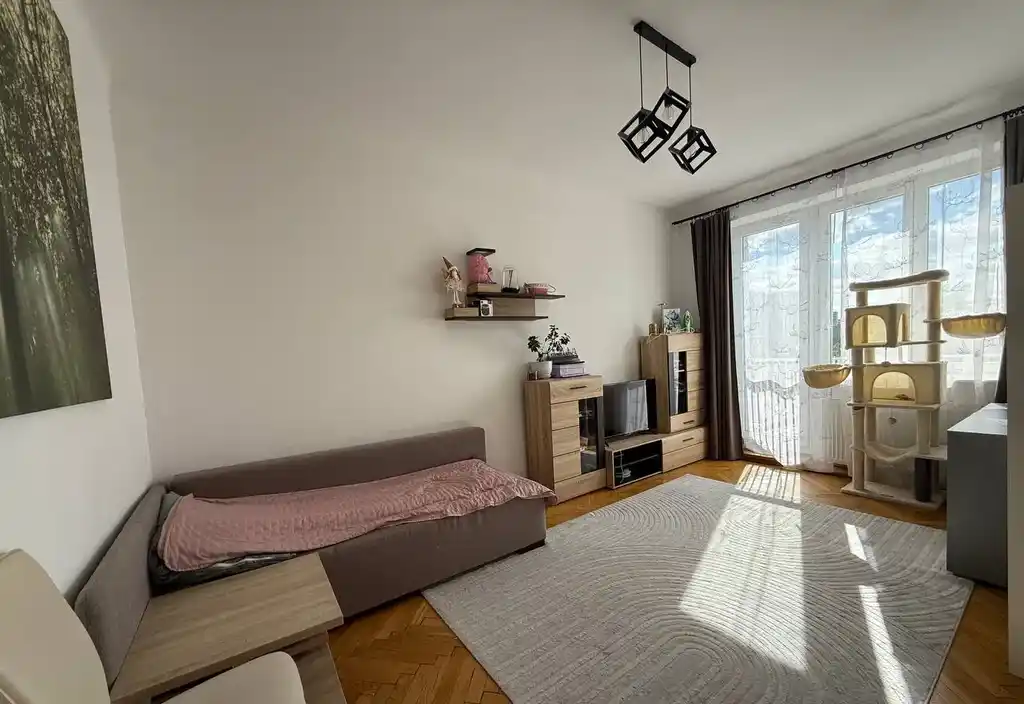 Mieszkanie z 2 oddzielnymi pokojami i osobną kuchnią — 46 m² - zdjęcie 3