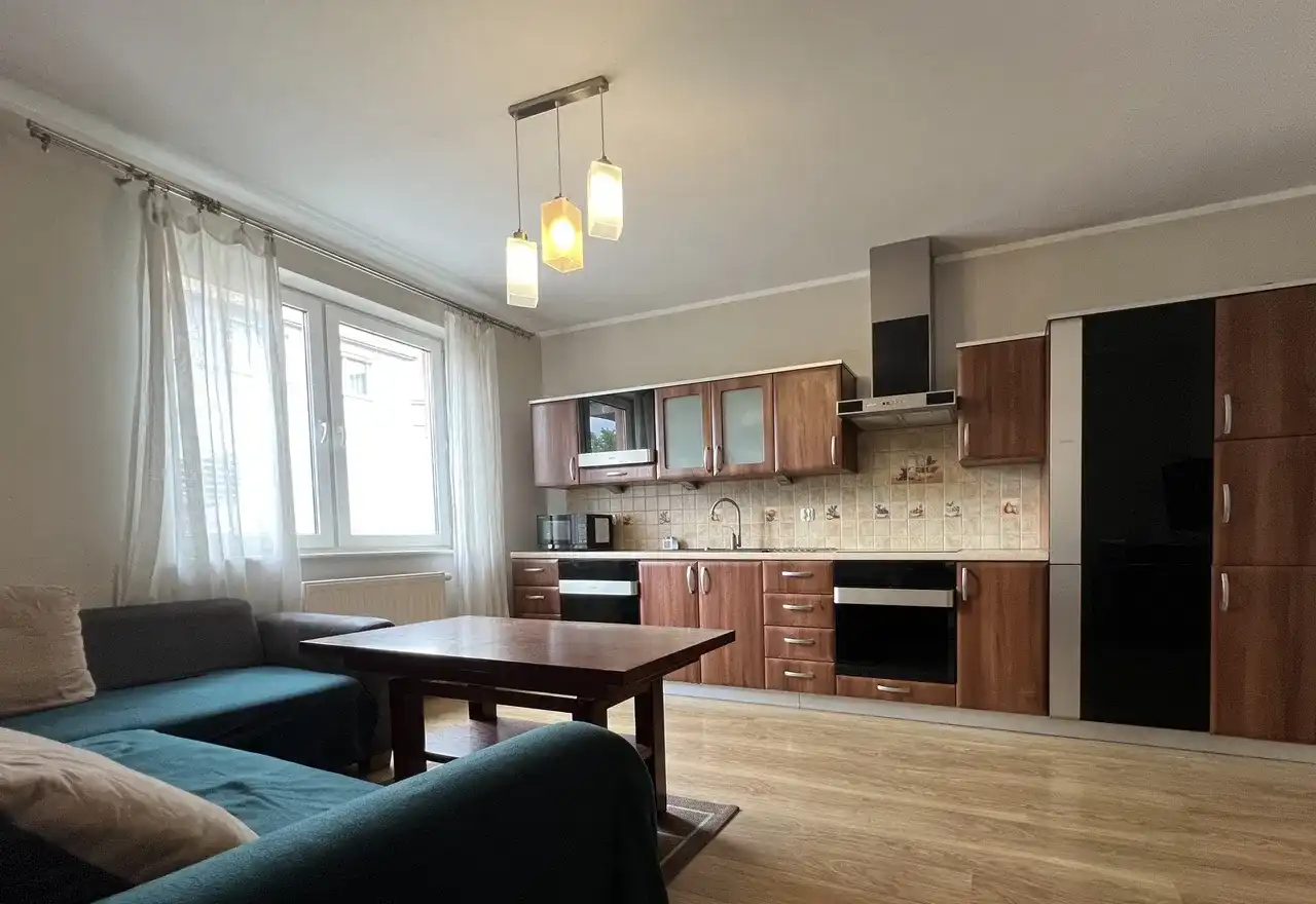 3 sypialni+salon | 2 łazienki | Balkon | Zwierzęta+ | Od lipca