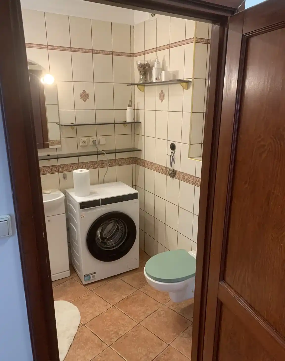 Pokój dwuosobowy w dwupokojowym mieszkaniu - świeżo po remoncie. - zdjęcie 8