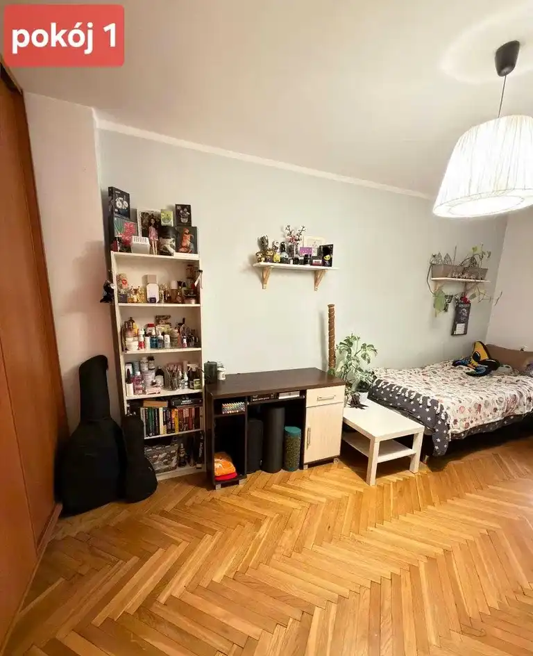 Duży pokój jednoosobowy 17m2 Plac Staszica 11 dla dziewczyny - 1150 zł z opłatami - zdjęcie 2