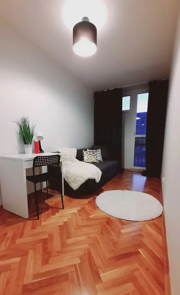 Pokój Warszawa Centrum, 6 min Pałac Kultury, 4 min Złote Tarasy
