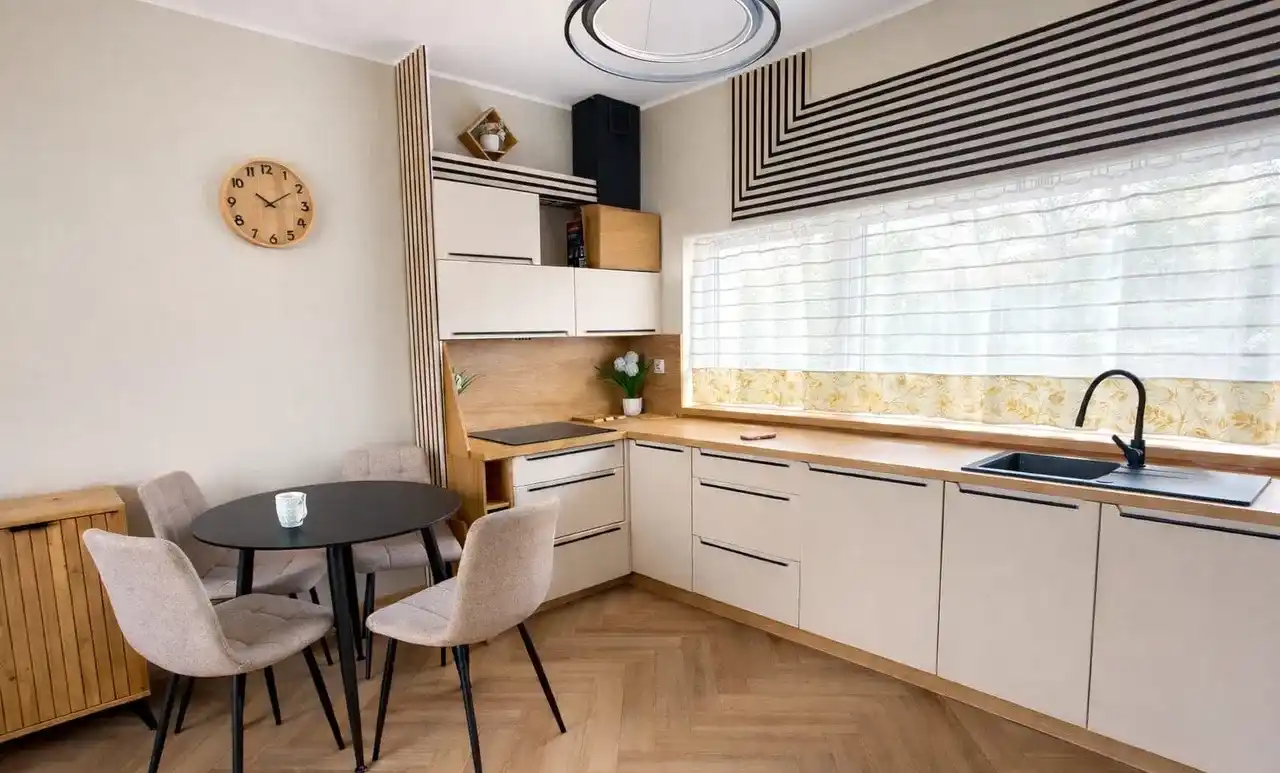 3 pok/75m2/nowe budownictwo/ogródek/garaż/wyposażone i umeblowane