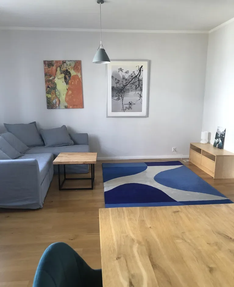 Dwupokojowe mieszkanie z balkonem w Mokotowie