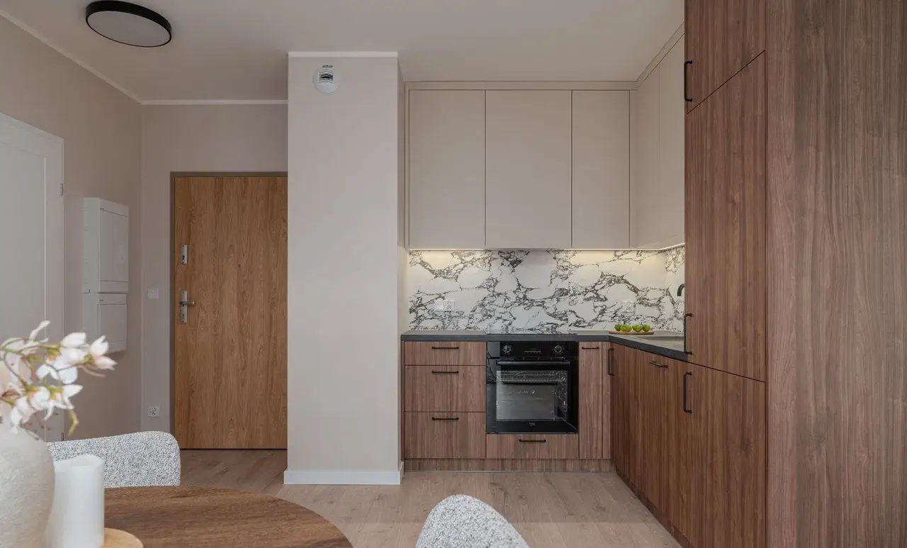 Świeżo wykończony 2-pokojowy apartament | loggia | miejsce parkingowe - zdjęcie 5