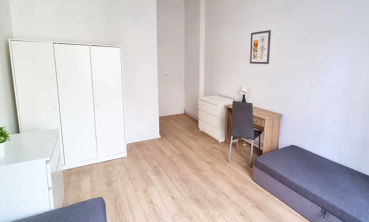 Centrum Katowic - Mikołowska | Duży pokój - 17 m2 | Bez prowizji - zdjęcie 3