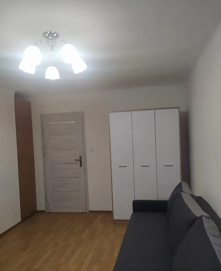 Sanocka, Ochota, WUM - zdjęcie 3