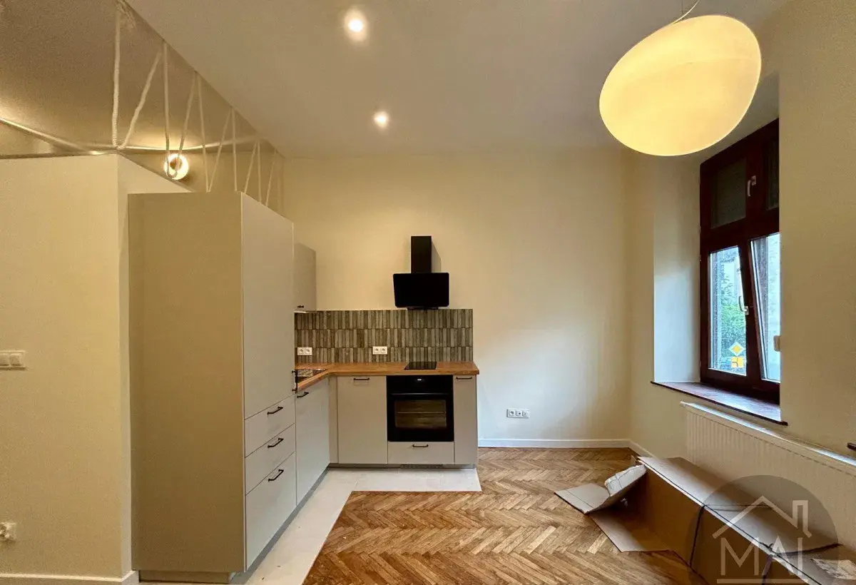 Studio z antresolą w Krakowie (Podgórze) - zdjęcie 2