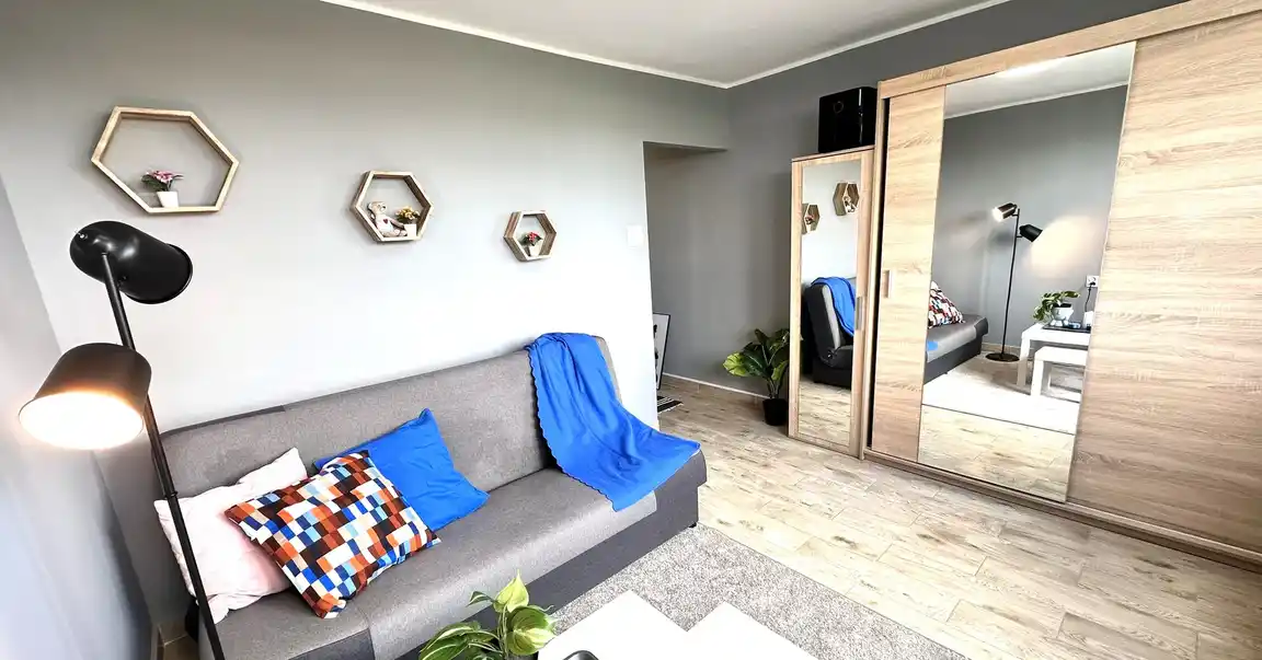 Urocza kawalerka w świetnym miejscu dla singla