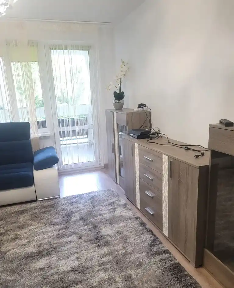 Mieszkanie 3 pokojowe, osobna kuchny, duży balkon .Bajana - zdjęcie 2
