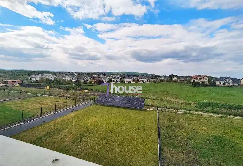 Piękny komfortowy dom 273 m2 ! - zdjęcie 6