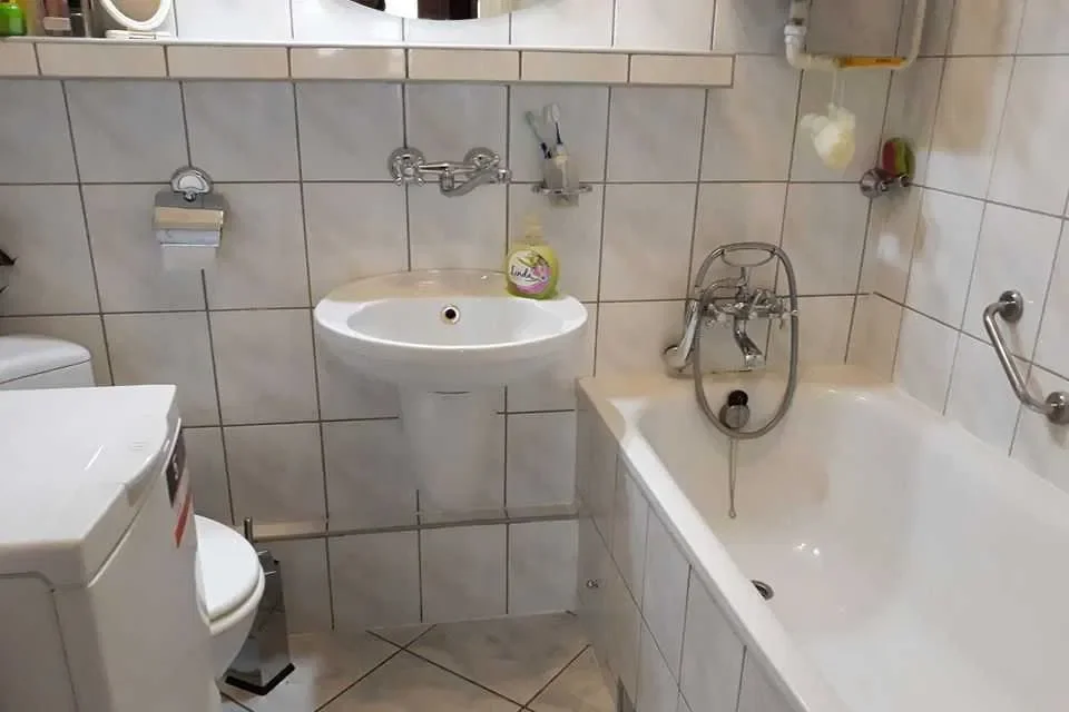Duży pokój z balkonem przy ul.Piłsudskiego od zaraz CENTRUM - zdjęcie 5
