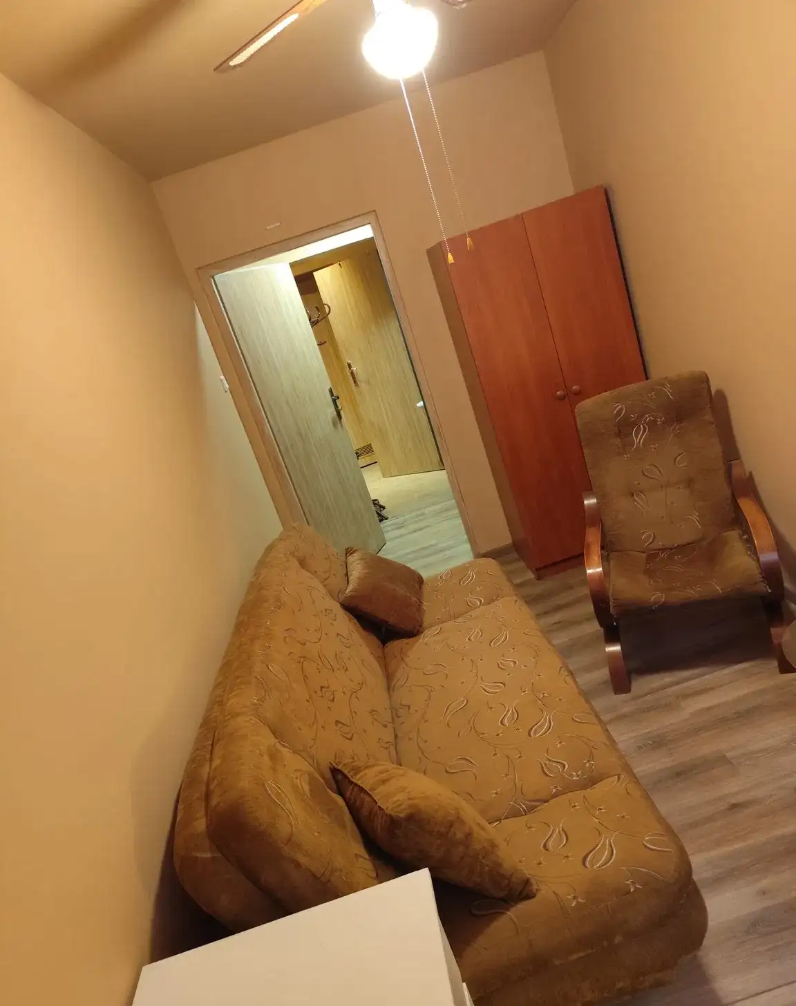 POKOJE W CENTRUM KATOWIC, BEZPOŚREDNIO - zdjęcie 8