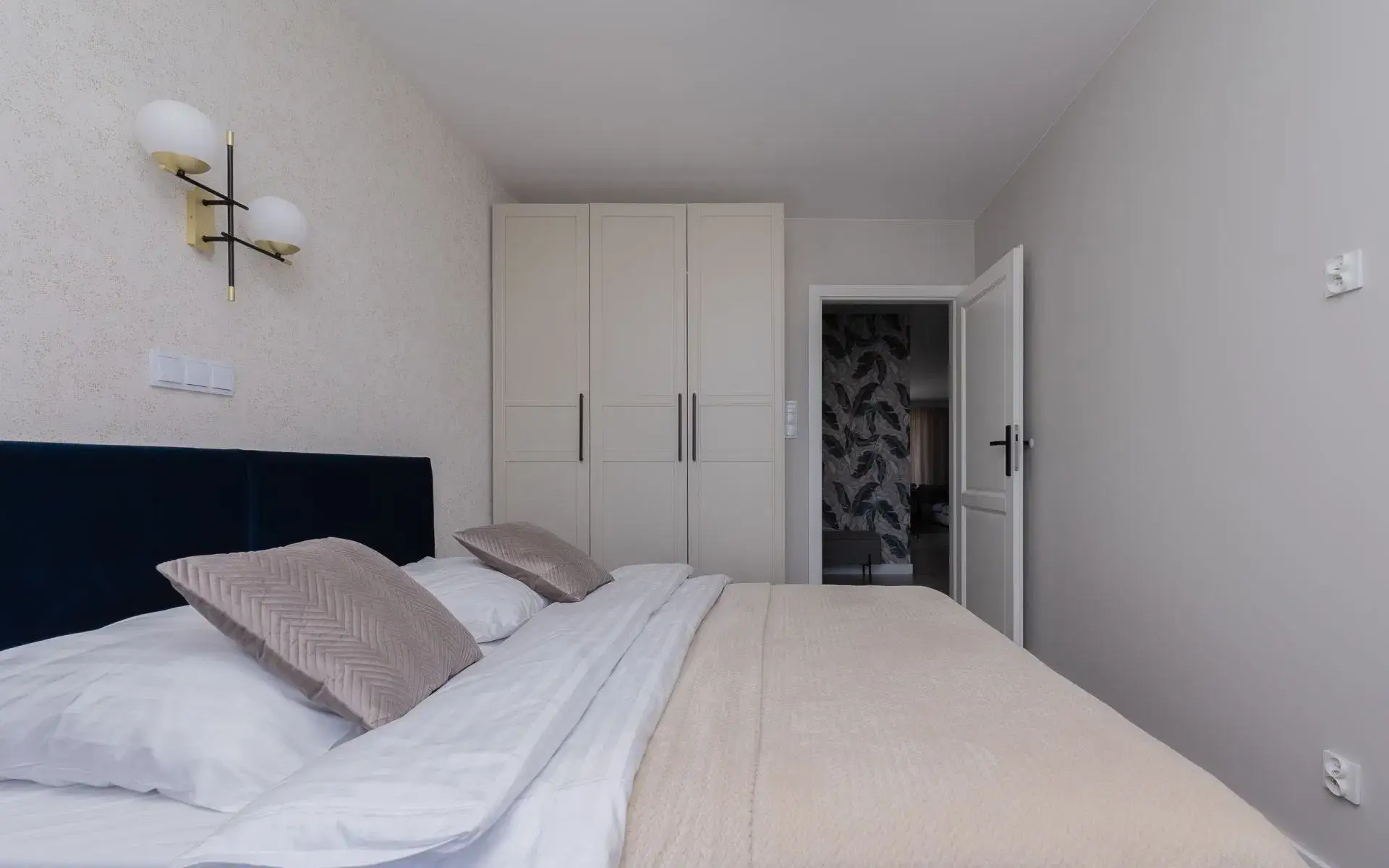 BEZ PROWIZJI 3 pokoje od  września / 3-room from September - zdjęcie 7