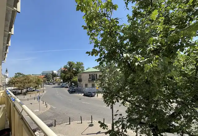 Kawalerka z balkonem w sercu Warszawy, ul. Senatorska 40 - zdjęcie 10