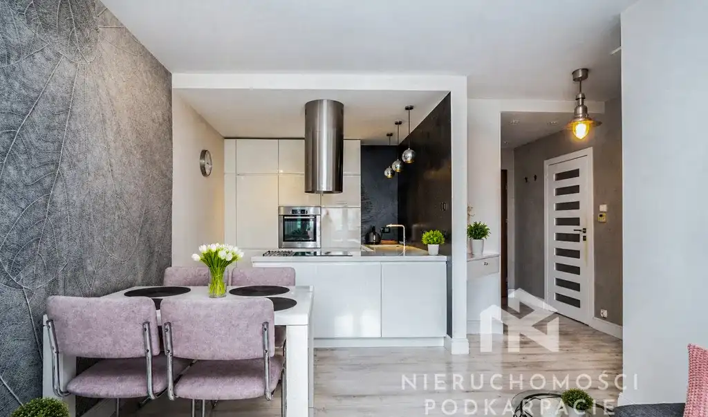 45 m² | 2 pokoje  | Balkon | Parking | Drabinianka - zdjęcie 3