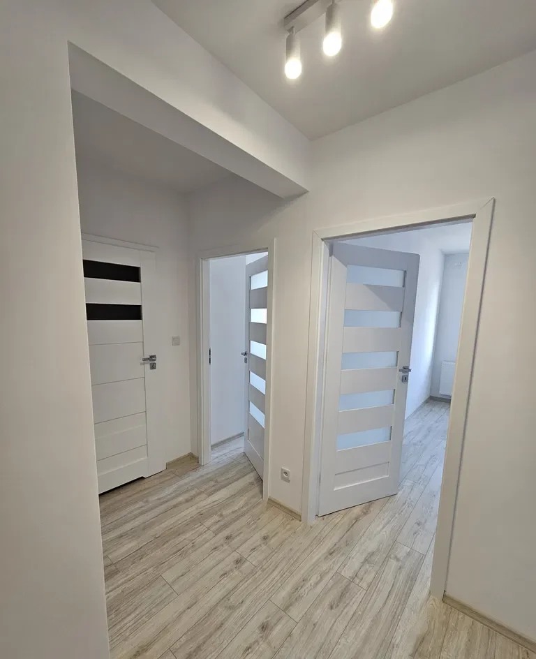 Mieszkanie na wynajem Poznań Łacina/Nowe Miasto (ul. Brneńska), garaż - zdjęcie 3